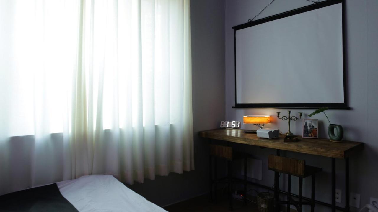 Dongdaemun Modern Studio Seoul Bagian luar foto